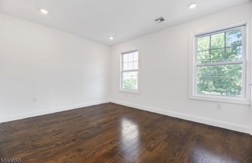 24 Cranford Ter, Cranford NJ  07016-3407 exterior