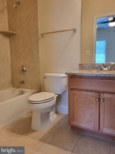 404 Madison Manor Ct, Herndon VA  20170-4540 exterior