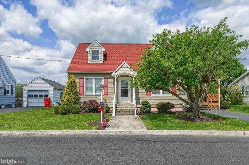 127 Franklin St, Charnita PA  17320-9211 exterior