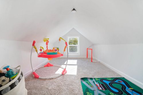 2133 Minnesota Ave, Duluth MN  55802-2440 exterior