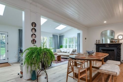 30 Glenwood St, Natick MA 01760-5649 exterior