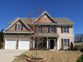 2285 Fairport Dr, Concord NC  28025-8705 exterior