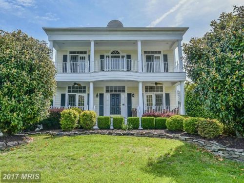 9223 Ox Rd, Lorton, VA 22079-3421