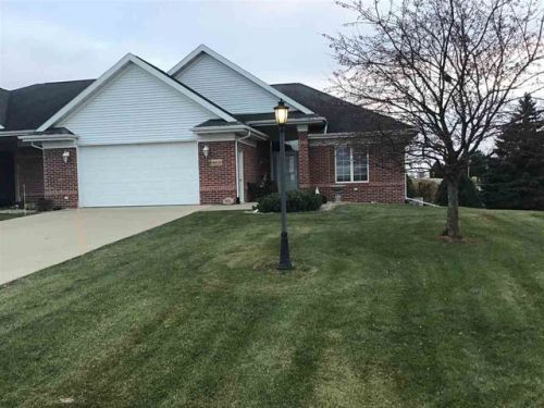 16978 Thunder Ridge Dr, Centralia, IA 52068-7017