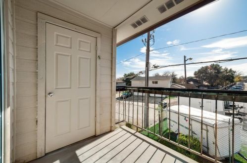 12484 Abrams Rd, Dallas TX  75243-1682 exterior