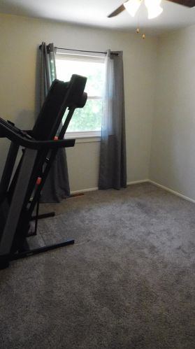 789 Governor Rd, Valpo IN  46385-9501 exterior