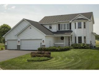 20547 Islandview Cir, Lakeville, MN 55044-4923
