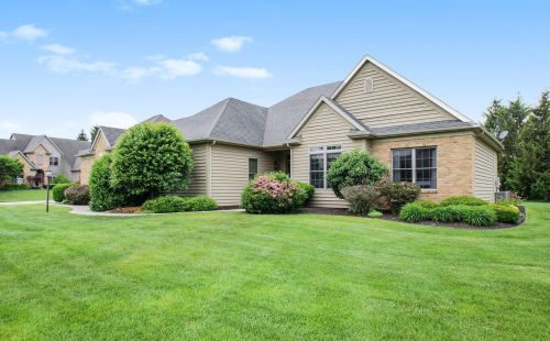 14765 Heatherton Dr, Granger, IN 46530-4221