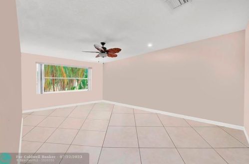 1578 191st Ave, Hollywood FL  33029-6149 exterior