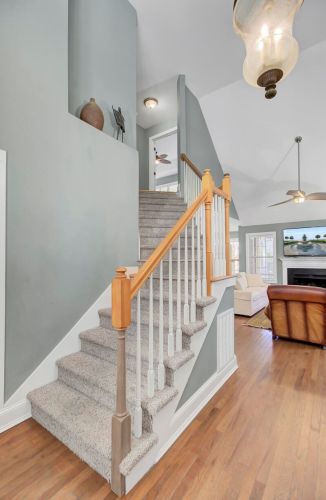 287 Mount Royall Dr, Mount Pleasant SC  29464-6276 exterior