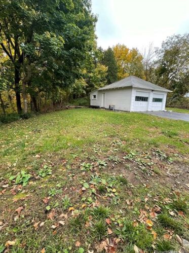 62 Salem Tpke, Norwich, CT 06360-6527