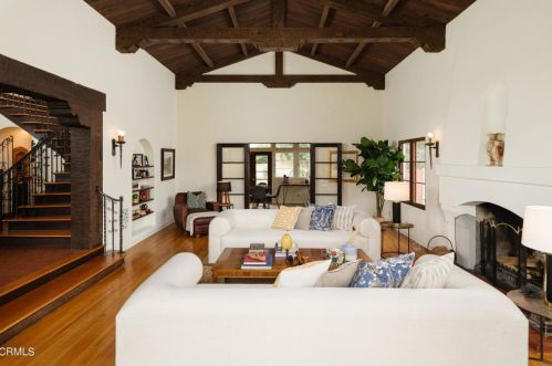 1765 Homewood Dr, Altadena CA  91001-2750 exterior