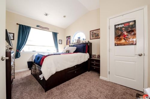 121 Constantine Way, Mount Sinai NY  11766-3005 exterior