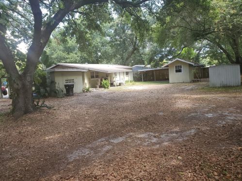 9733 6th Ave, Orlando, FL 32824-8432