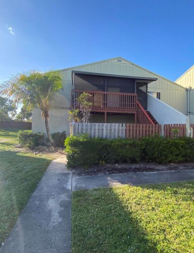 34 Crossings Cir, Boynton Beach, FL 33435-2100