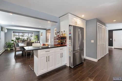 931 Monroe St, Ridgewood NJ  07450-1026 exterior