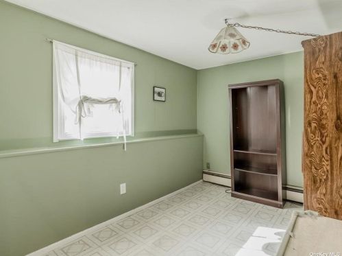 23 Wentworth Dr, Huntington Station NY  11746-6926 exterior