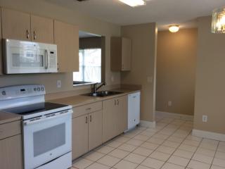 7388 San Castle Blvd, Lake Worth FL  33462-5216 exterior