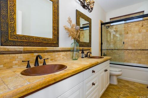 2523 Skytop Ct, Orange CA  92867-6492 exterior