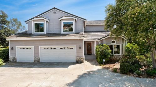 1636 Kings Way, Vista, CA 92084-3641