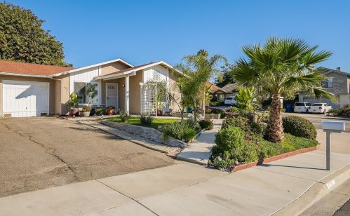4774 Jasmine St, Oceanside, CA 92056-3029
