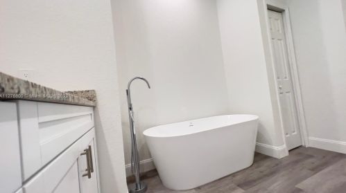 546 Aspen Ave, Lehigh Acres FL 33974-9613 exterior