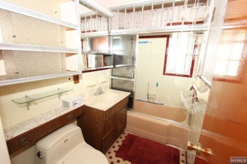 434 Harristown Rd, Ridgewood NJ  07452-2836 exterior