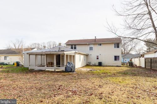 120 Eastmont Ln, Erial, NJ 08081-1914
