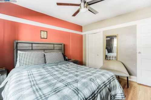 2708 Humboldt Ave, Oakland CA  94602-3635 exterior