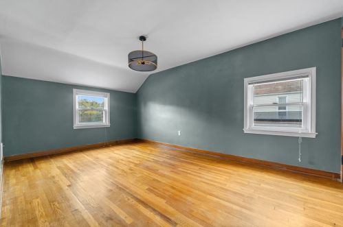 715 Hamil Rd, Verona PA  15147-2924 exterior