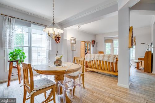 7719 Ridgepark Ct, Springfield, VA 22153-3508