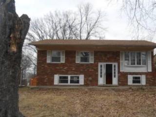 3368 Pine Tree Ln, Covington, KY 41018-1112
