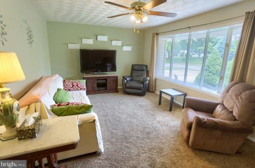 45 West Ave, Camp Hill, PA 17011-6547