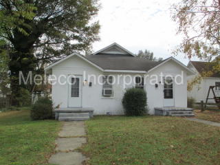 332 Jefferson St, Roanoke Rapids NC  27870-2019 exterior