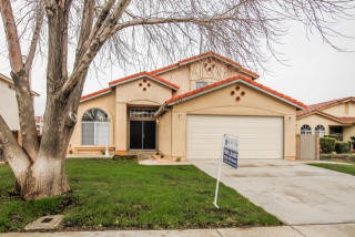 43914 Broadwater Ave, Lancaster CA  93535-4430 exterior