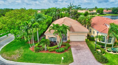7072 Demedici Cir, Delray Beach, FL 33446-3184
