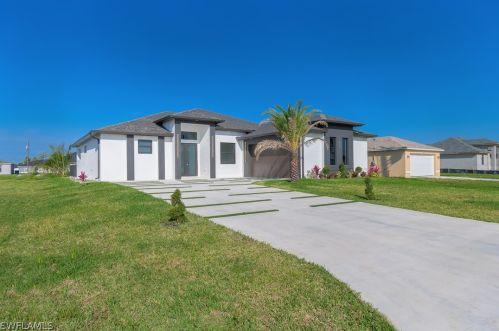 928 14th Ave, Cape Coral, FL 33909-0015