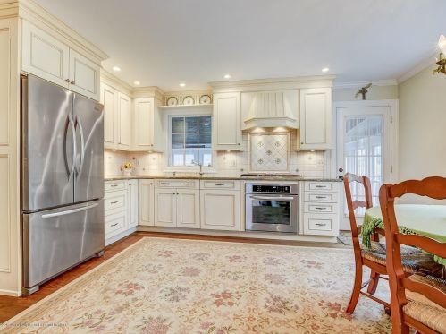 21 Center St, Locust NJ  07760-1749 exterior