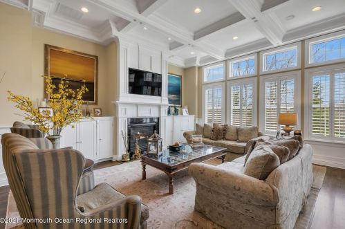 23 Majestic Dr, Tinton Falls, NJ 07724-4760