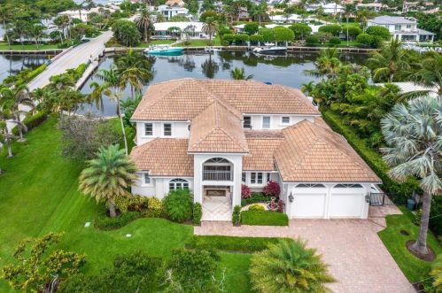 58 River Dr, Boynton Beach, FL 33435-3320