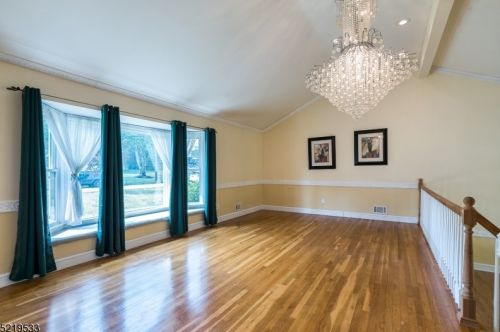 24 Normandy Dr, Parsippany NJ  07054-4070 exterior