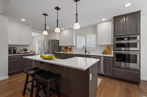 1898 Bennett Meadows Ln, Santa Rosa CA  95405-8375 exterior