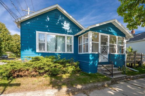 1401 Day St, Green Bay, WI 54302-1911