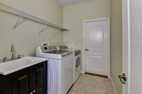 802 Whispering Wind Ct, Daytona Beach FL  32128-7515 exterior