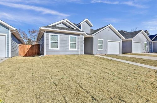 919 Collins St, Denison TX  75020-7536 exterior