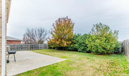 1509 Fieldstone Dr, Oak Point TX 75068-6442 exterior