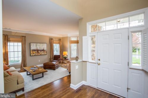 5861 Hickory Hollow Ln, Gardenville PA  18902-9414 exterior