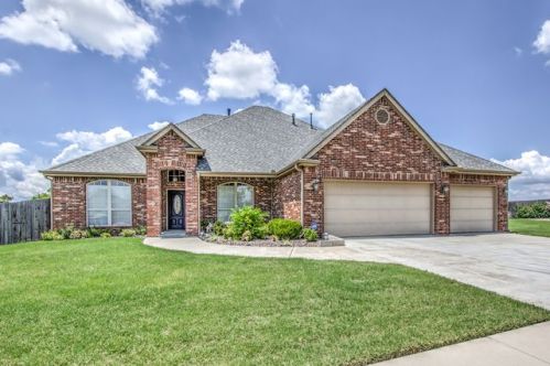 123 Prairie Ridge Ct, Bartlesville, OK 74006-2949