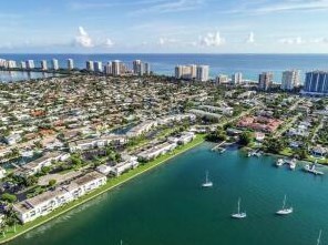1252 Sugar Sands Blvd, West Palm Beach, FL 33404-3185