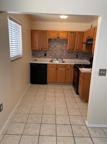 2753 Oak Park Way, Orlando, FL 32822-4165
